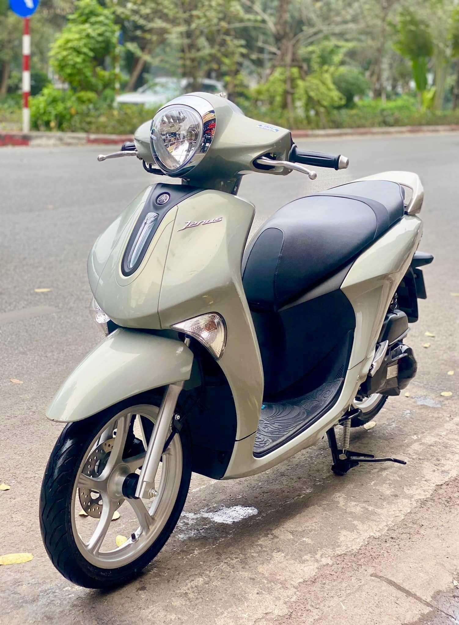 mua xe m&aacute;y Yamaha Janus gi&aacute; tốt