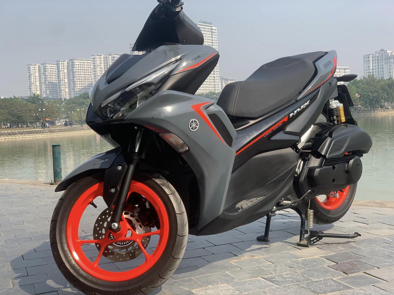 yamaha-nvx-the-he-II