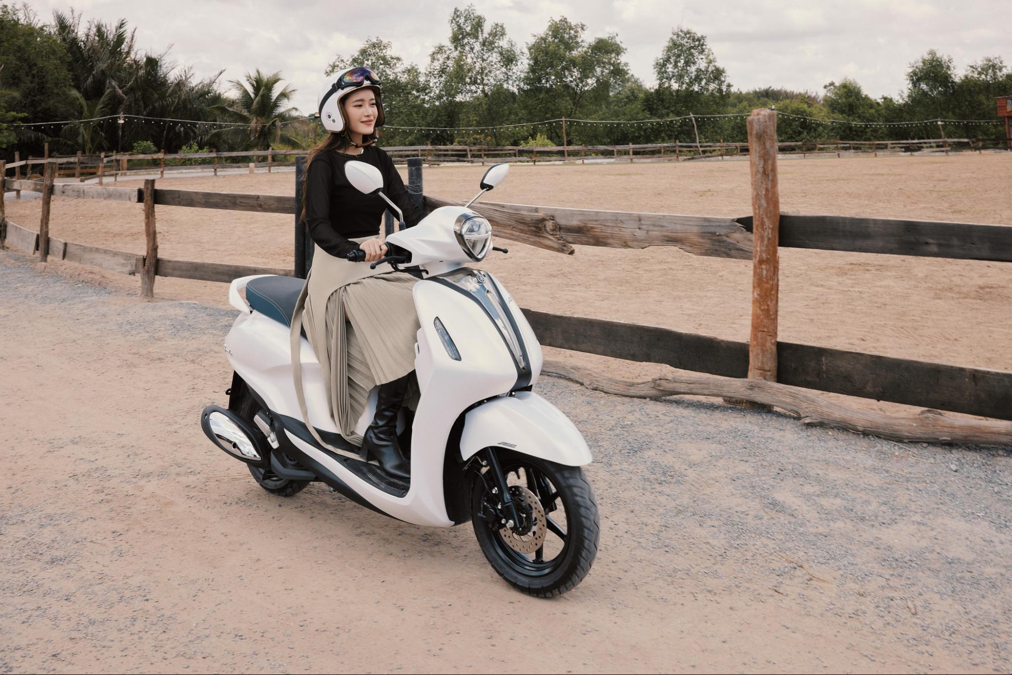 Yamaha Grande Tiêu Chuẩn 2024 Màu Mới