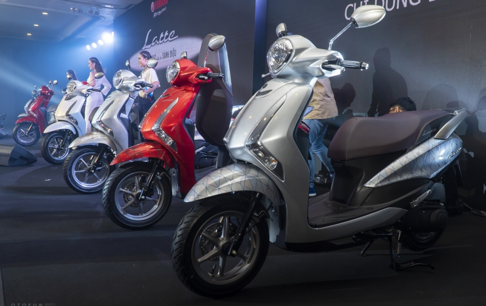 gi&aacute; xe Yamaha Latte 2022